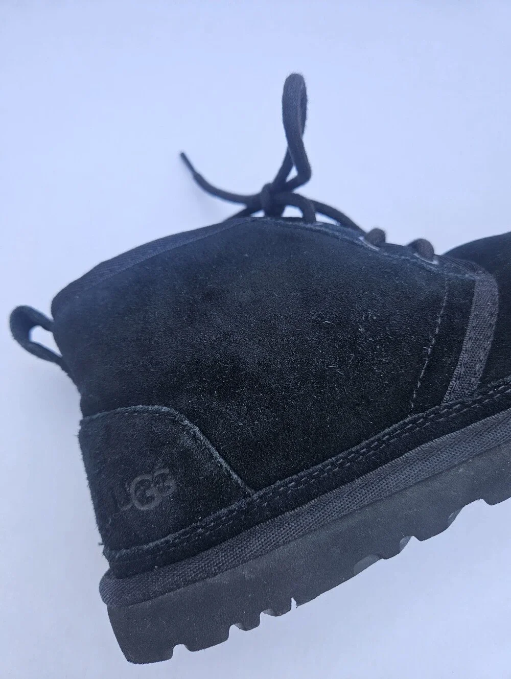 UGG ​description ​brand